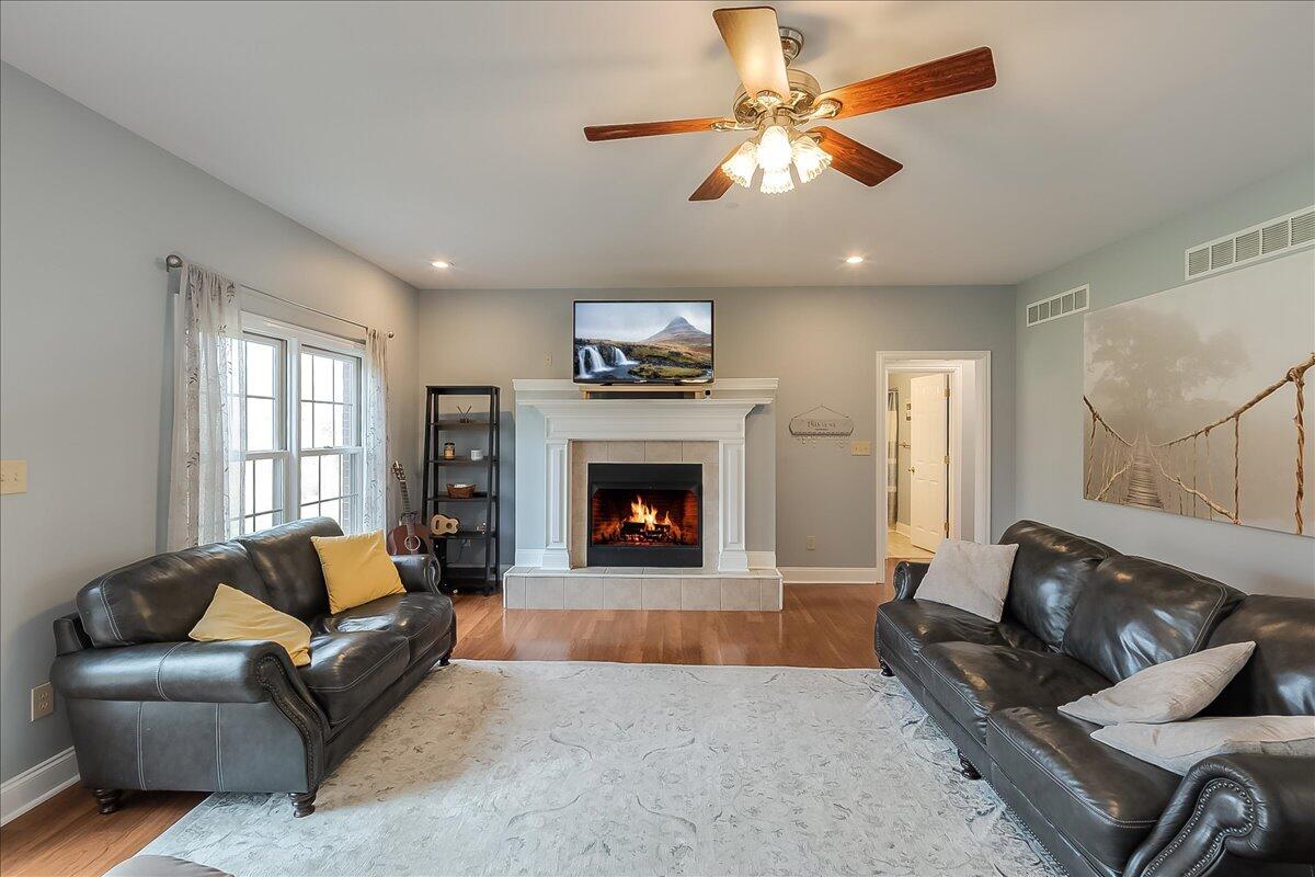137 Coal Ridge Lane Georgetown, KY 40324 - Photo 9 of 59 09-2-7