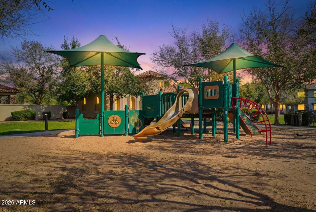 1815 East Frye Road, Unit 102 Gilbert, AZ 85295 - Photo 17 of 22 Community Playground