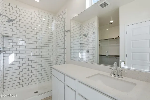 $419,900 | 1815 East Frye Road, Unit 102, Gilbert, AZ 85295