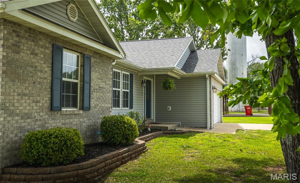 20834 Lacombe Road Waynesville, MO 65583 - Photo 3 of 30