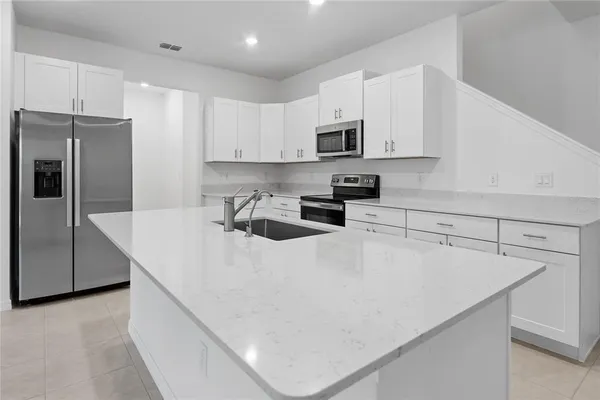 $2,400 | 17712 Nectar Flume Drive, Land O Lakes, FL 34638