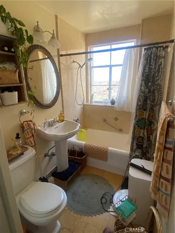 $1,795 | 800 East Ocean Boulevard, Long Beach, CA 90802