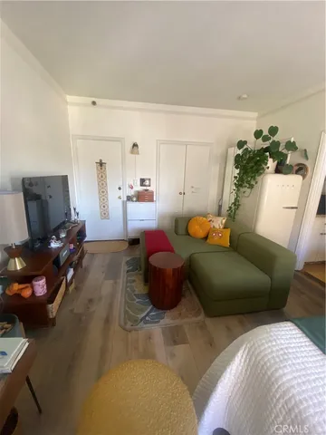 $1,795 | 800 East Ocean Boulevard, Long Beach, CA 90802