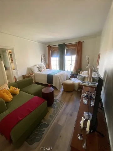 $1,795 | 800 East Ocean Boulevard, Long Beach, CA 90802