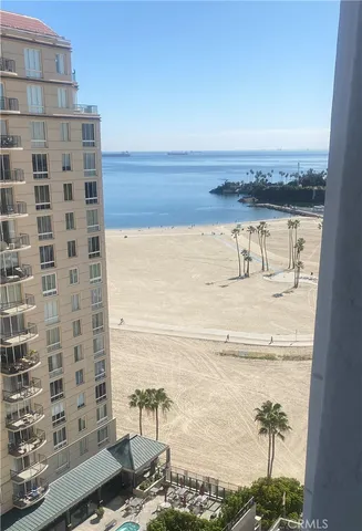 $1,795 | 800 East Ocean Boulevard, Long Beach, CA 90802