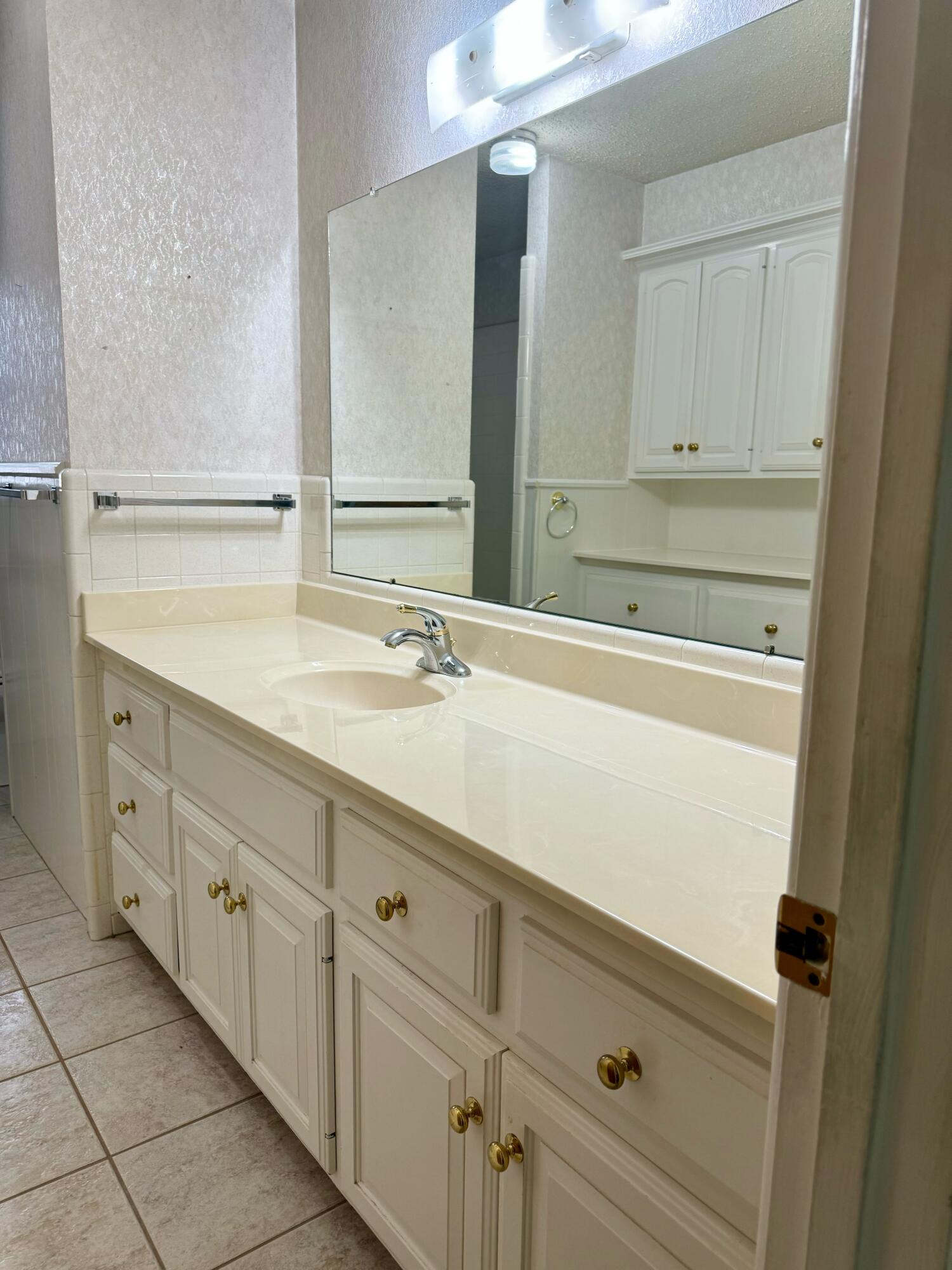 3012 69th Street Lubbock, TX 79413 - Photo 18 of 38 IMG_7283