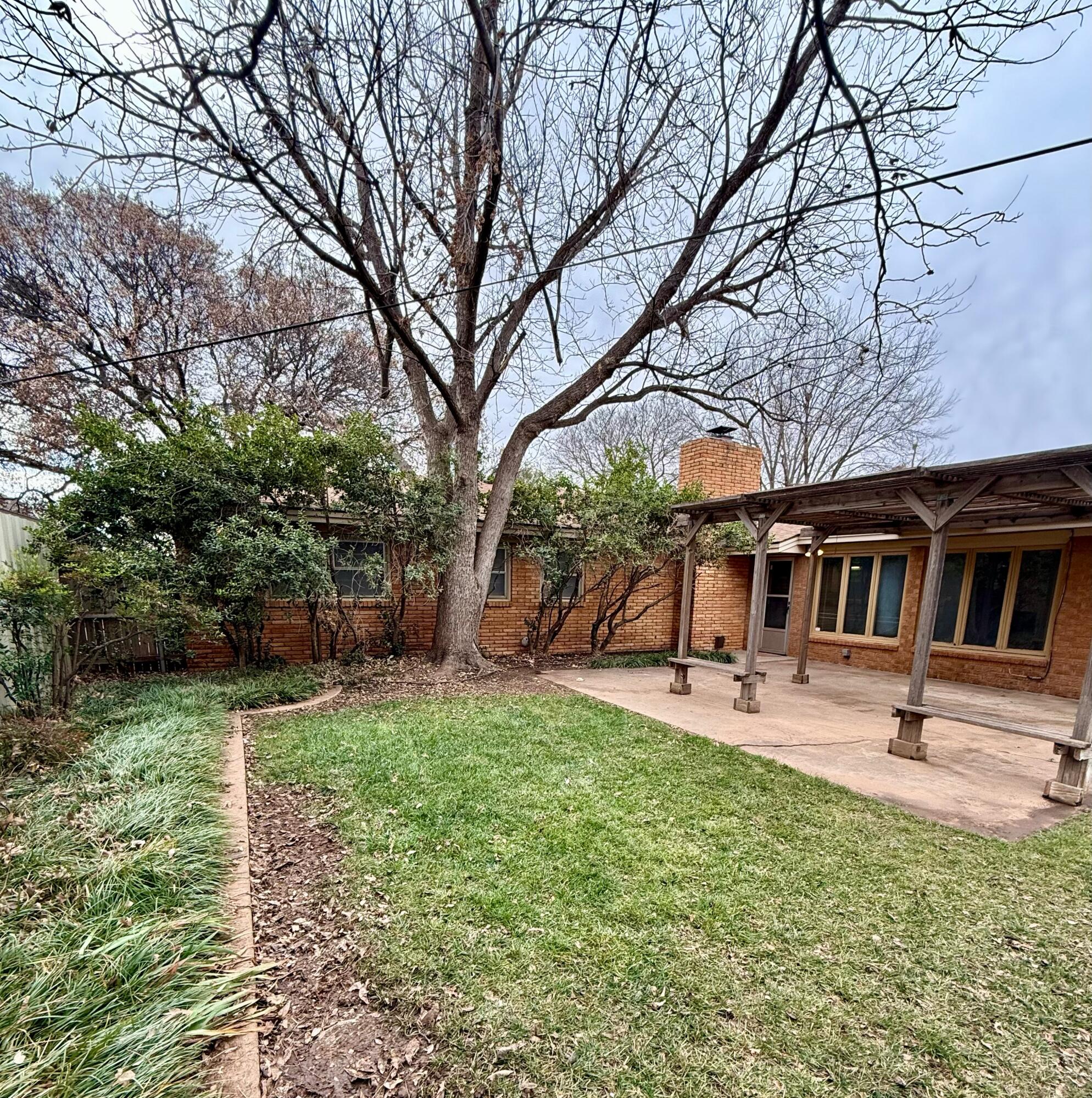 3012 69th Street Lubbock, TX 79413 - Photo 34 of 38 IMG_7311