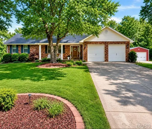 $448,500 | 611 Anna Drive, Dexter, MO 63841