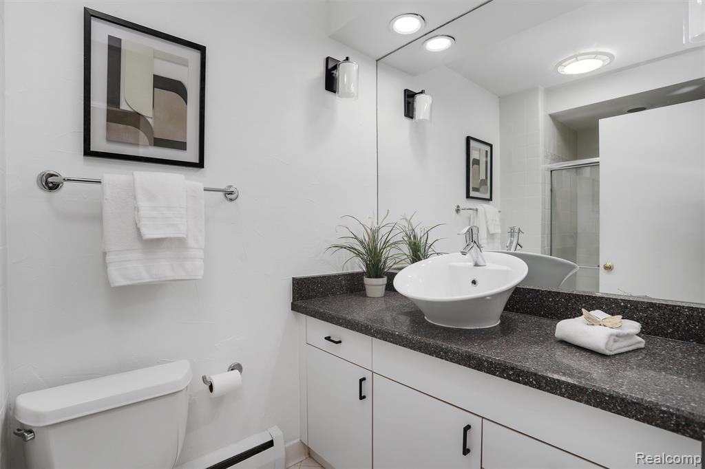 5908 Burnham Road Bloomfield Hills, MI 48301 - Photo 24 of 45 Gallery Image 24