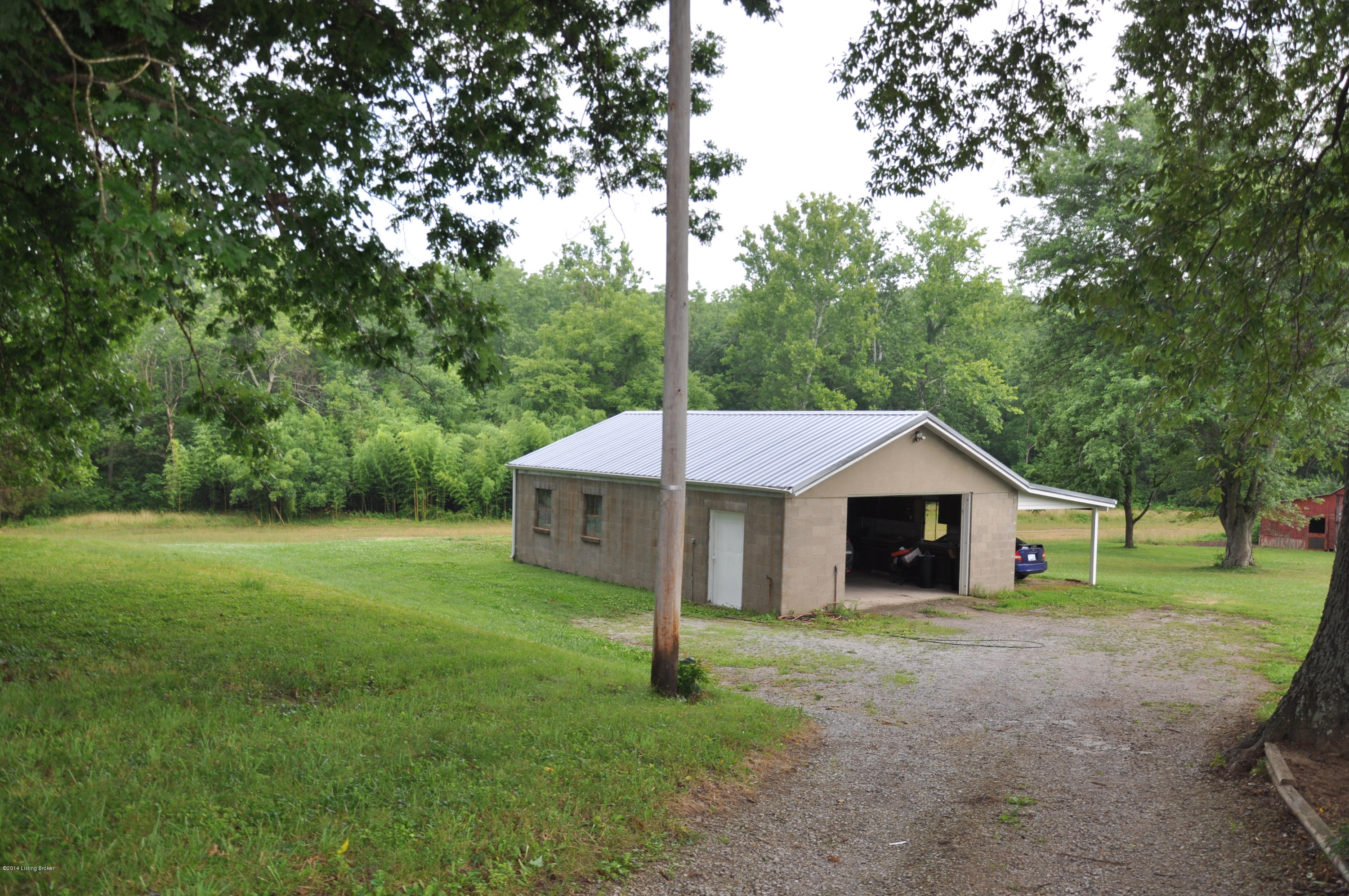5608 Chenoweth Run Road Louisville, KY 40299 - Photo 17 of 21 DSC_1114