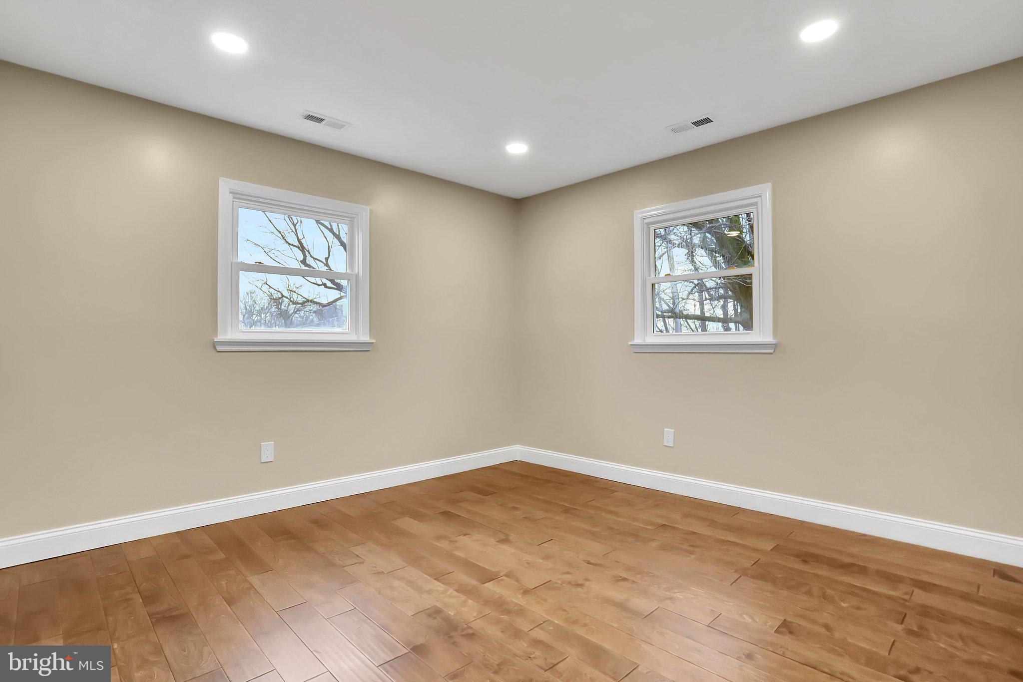 8635 Chestnut Grove Road Frederick, MD 21701 - Photo 21 of 34 New Windows