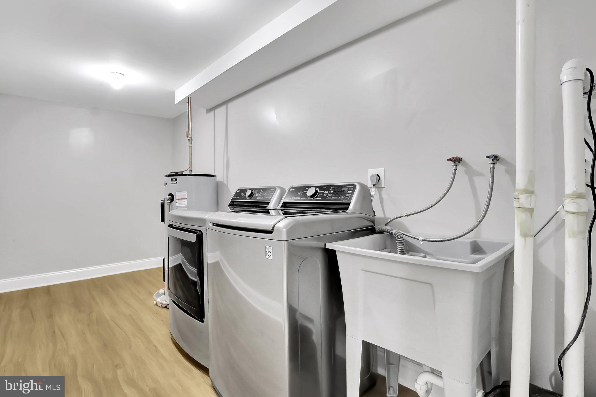 8635 Chestnut Grove Road Frederick, MD 21701 - Photo 29 of 34 Laundry Room in Lower Level