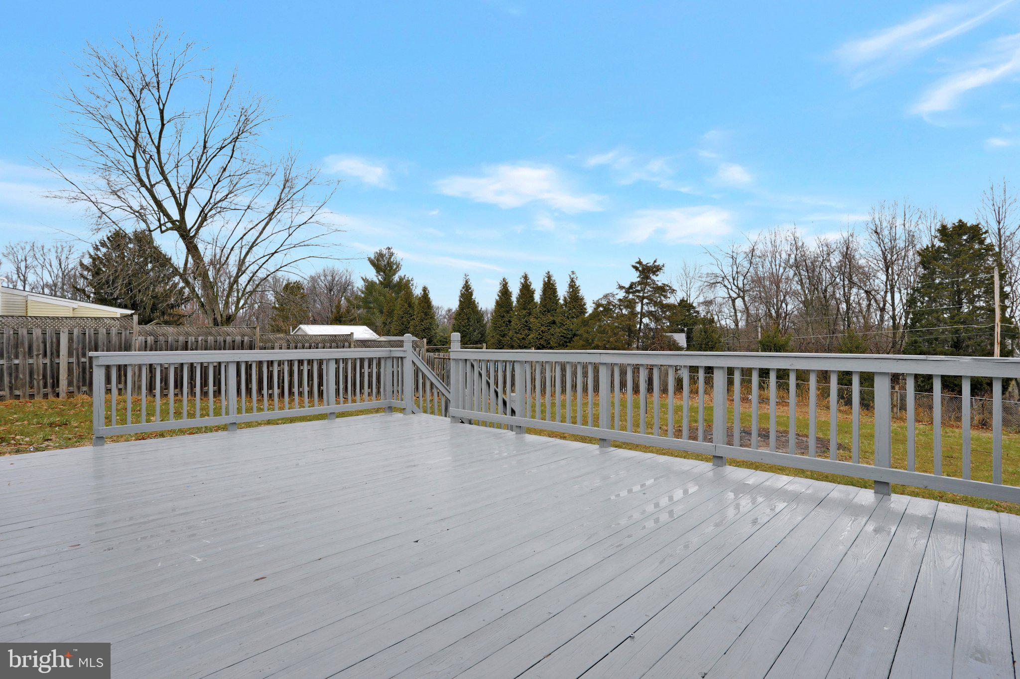8635 Chestnut Grove Road Frederick, MD 21701 - Photo 30 of 34 HUGE Deck!