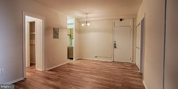 $1,420 | 3900 Chestnut Street, Unit 807, Philadelphia, PA 19104