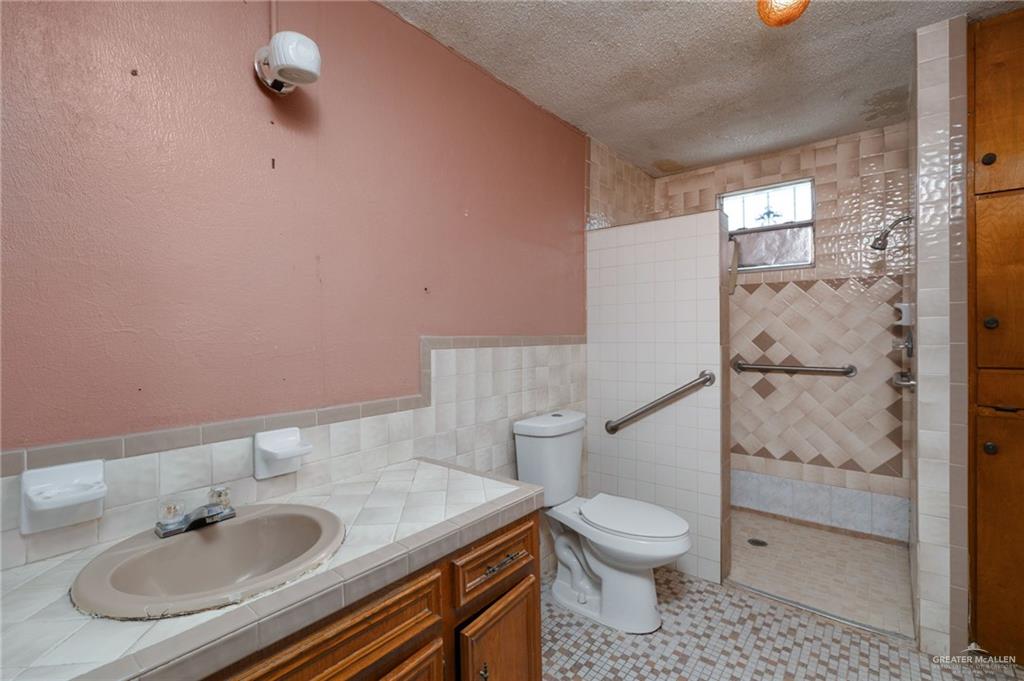4012 South Raul Longoria Road Edinburg, TX 78542 - Photo 12 of 14 Gallery Image 12