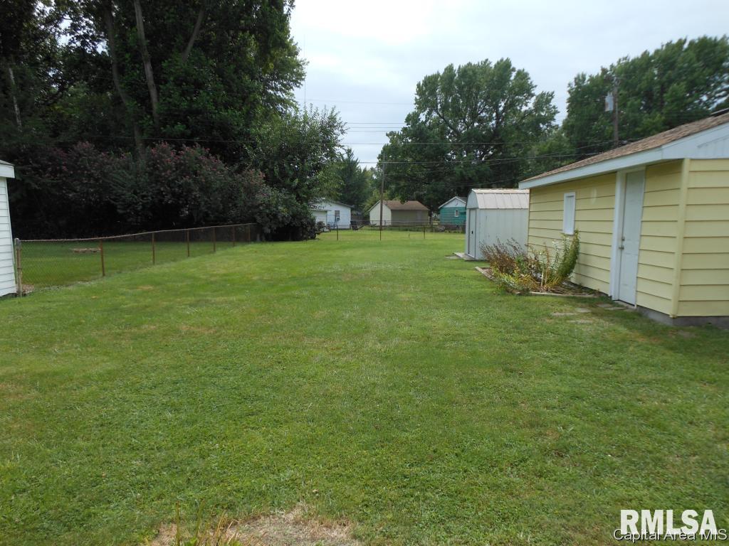 2614 Huntington Road Springfield, IL 62703 - Photo 18 of 20