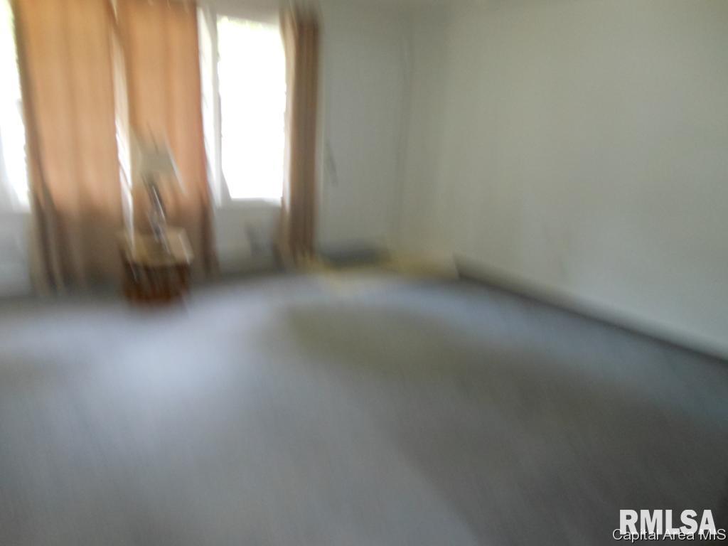 2614 Huntington Road Springfield, IL 62703 - Photo 2 of 20