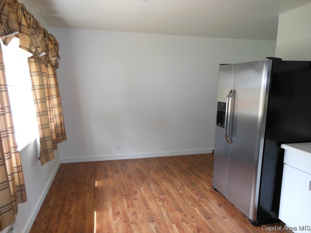 2614 Huntington Road Springfield, IL 62703 - Photo 5 of 20