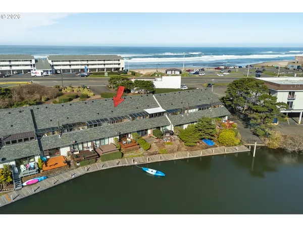 $479,000 | 180 Southeast Highway 101, Unit 7, Lincoln City, OR 97367