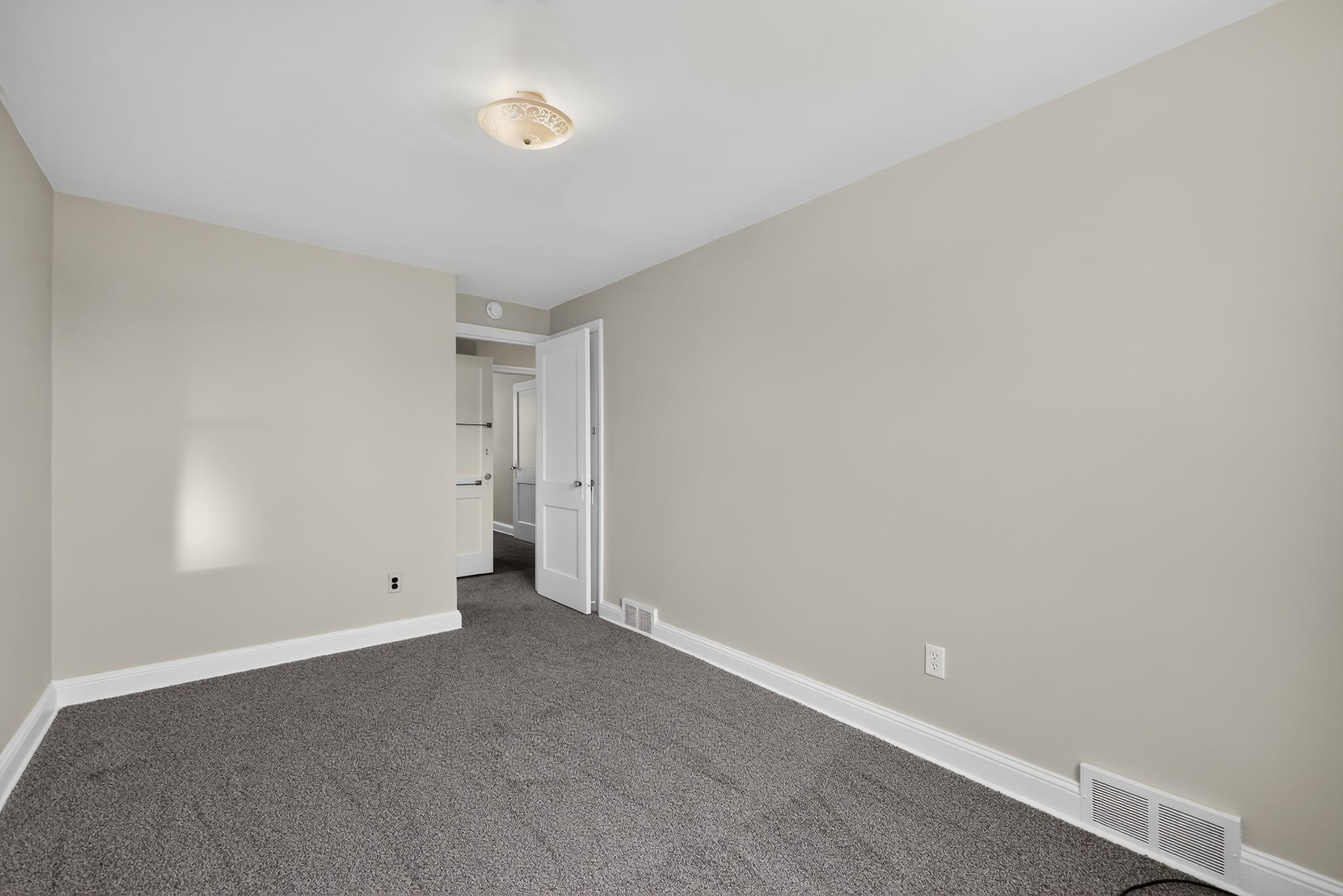 256 Cambridge Road Clifton Heights, PA 19018 - Photo 22 of 30
