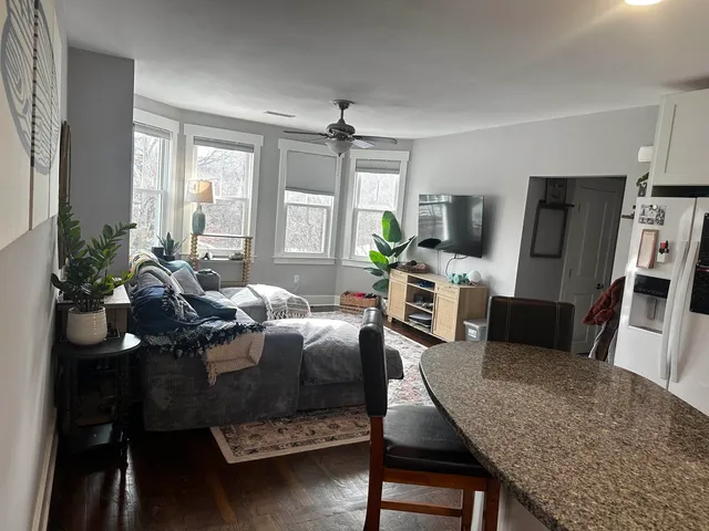 $2,300 | 348 B Washington Street, Dover, NH 03820