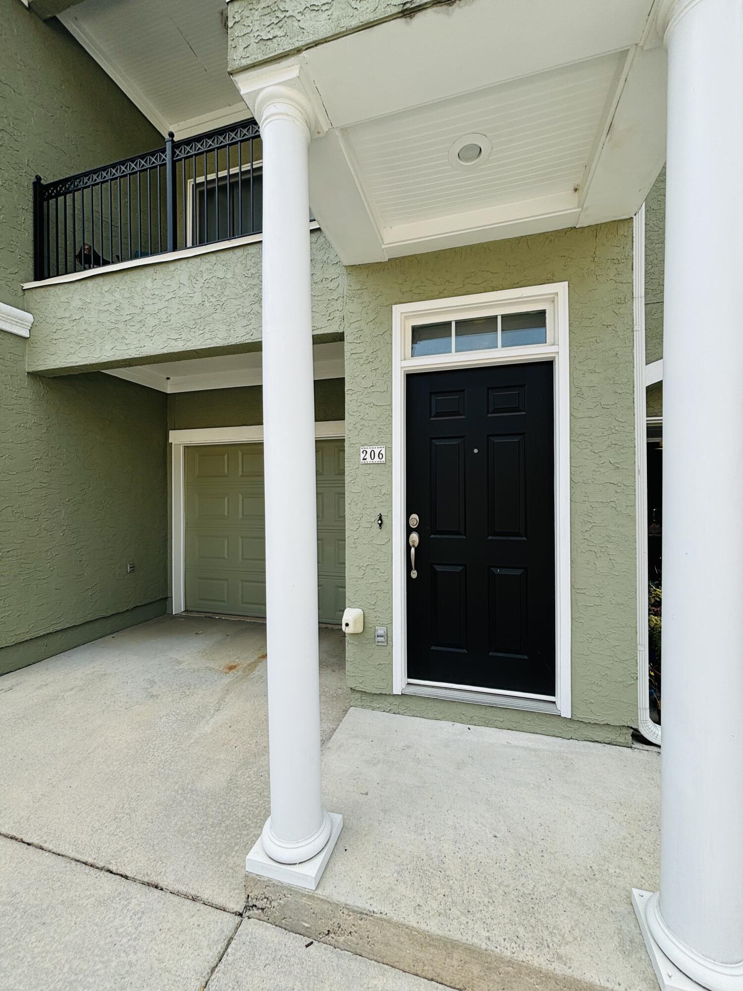 206 Renaissance Court Chattanooga, TN 37419 - Photo 3 of 19 IMG_7879
