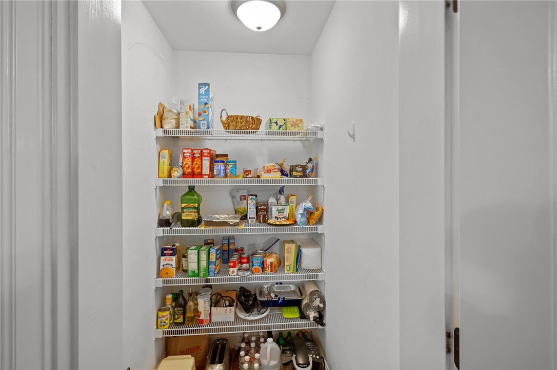 78 Conservatory Way, Unit 78 Saunderstown, RI 02874 - Photo 13 of 34 Large kitchen pantry