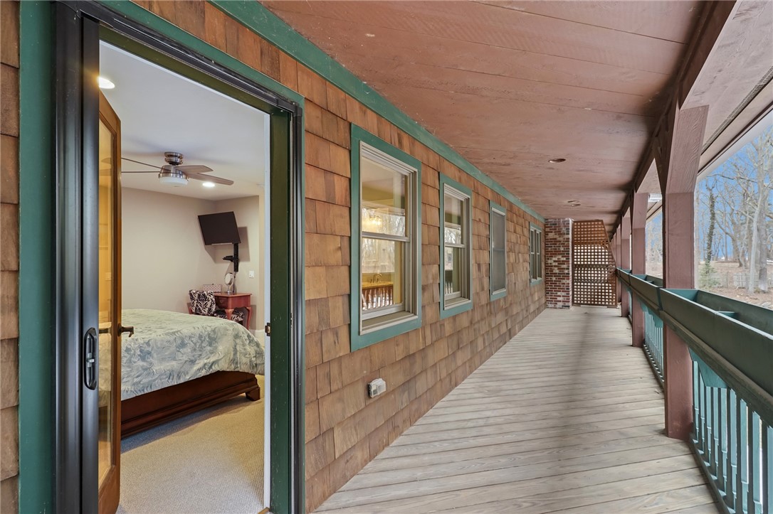 78 Conservatory Way, Unit 78 Saunderstown, RI 02874 - Photo 21 of 34 Like waking up in a treehouse!