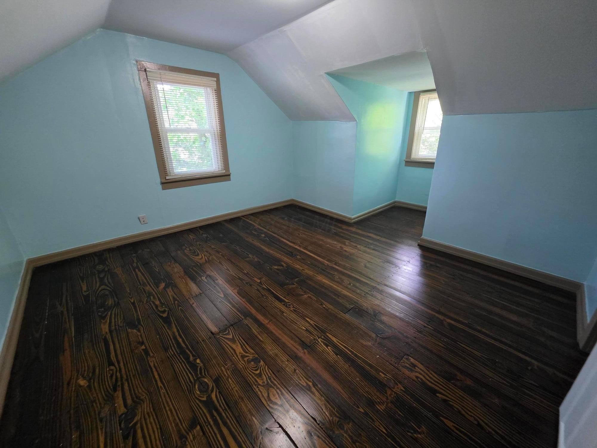 1597 Koebel Road Columbus, OH 43207 - Photo 21 of 32