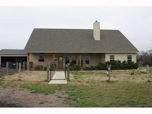 304 Railroad Track Road Paige, TX 78659 - Photo 1 of 1 Gallery Image 1