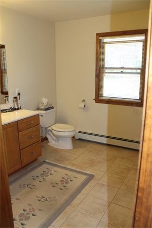 60 Smithville Road Spencer, MA 01562 - Photo 14 of 29 Gallery Image 14