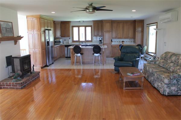 60 Smithville Road Spencer, MA 01562 - Photo 4 of 29 Gallery Image 4