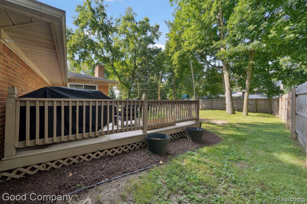 32115 Bonnet Hill Road Farmington Hills, MI 48334 - Photo 36 of 41
