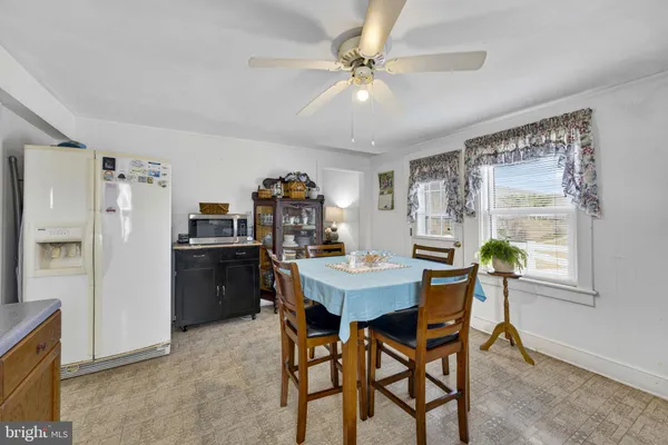 $949,500 | 57 School House Road, Washington, VA 22747