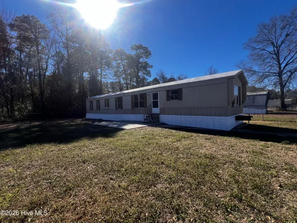 $950 | 424 Daly Street, Midway Park, NC 28544