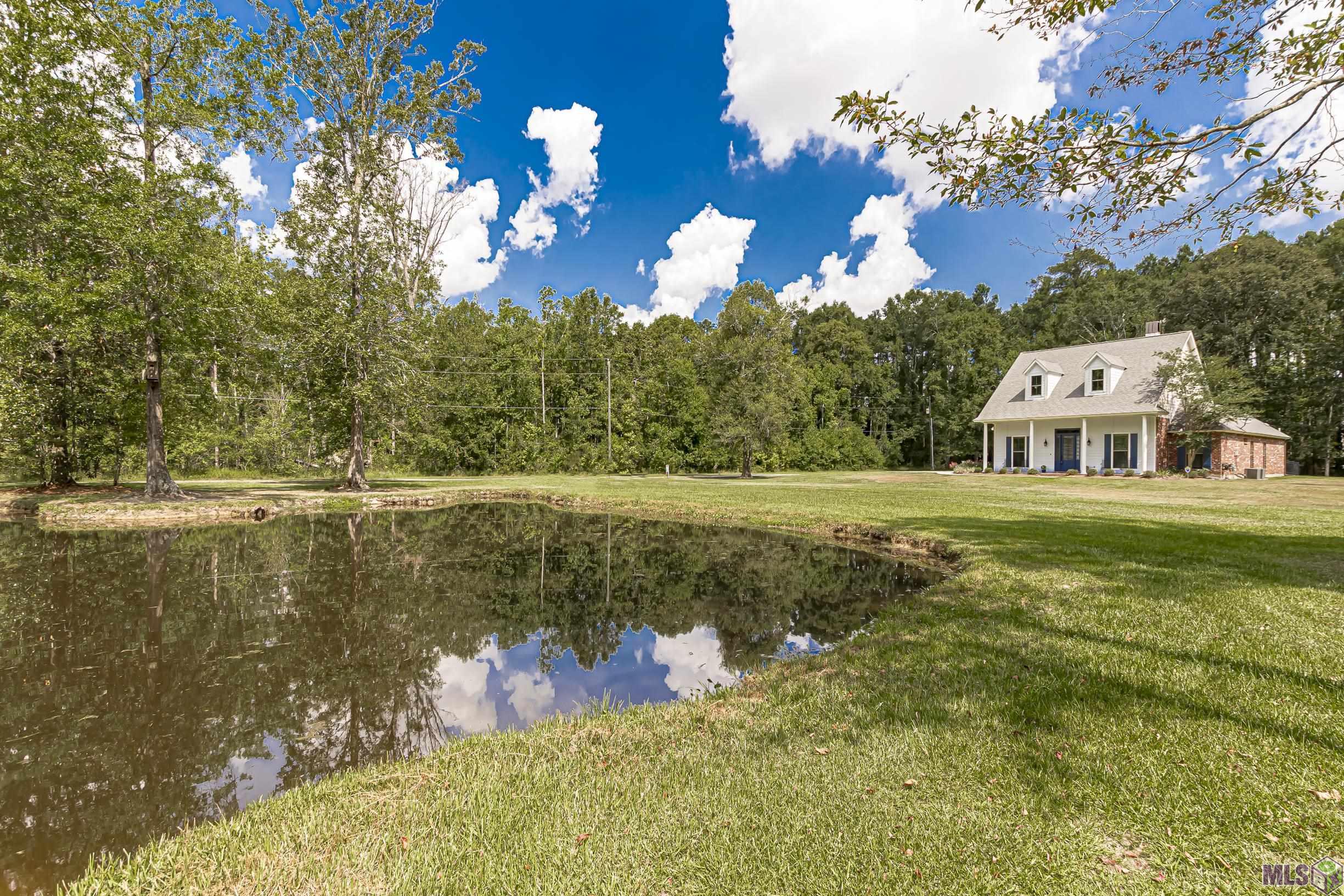 10603 Sims Road Denham Springs, LA 70706 - Photo 2 of 32 Gallery Image 2