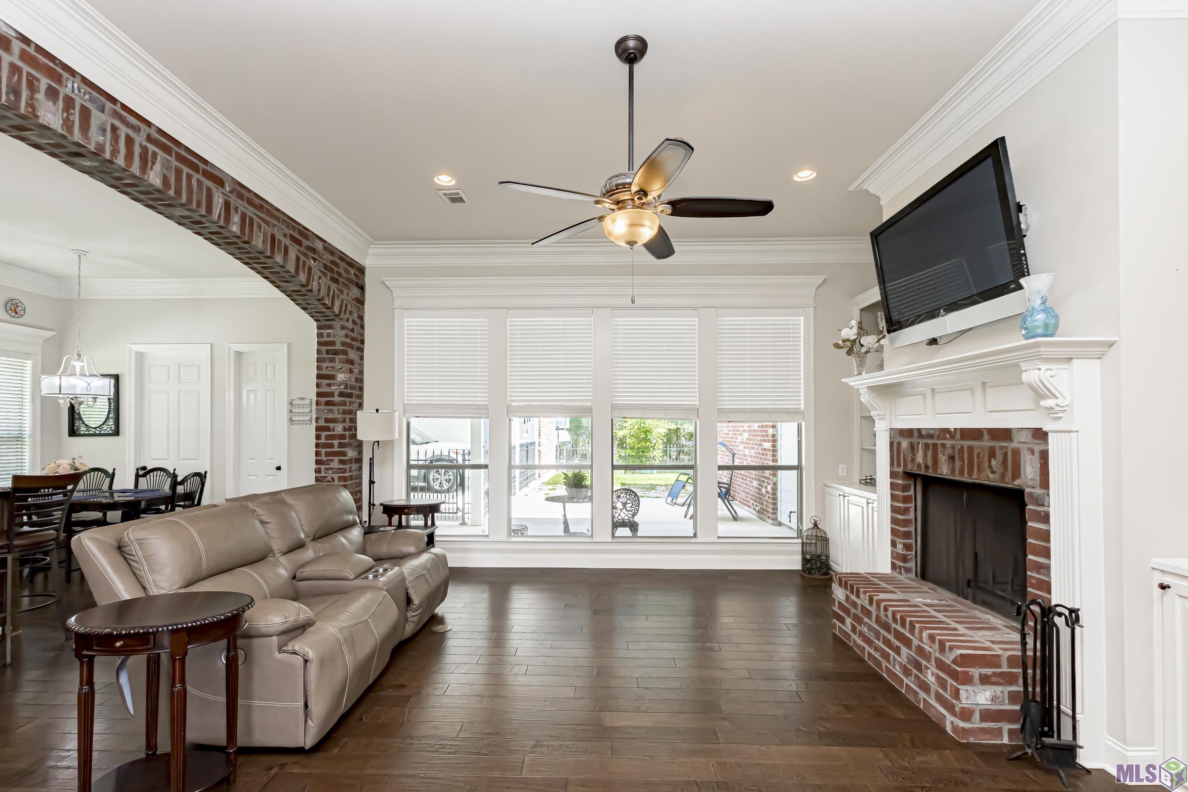 10603 Sims Road Denham Springs, LA 70706 - Photo 5 of 32 Gallery Image 5