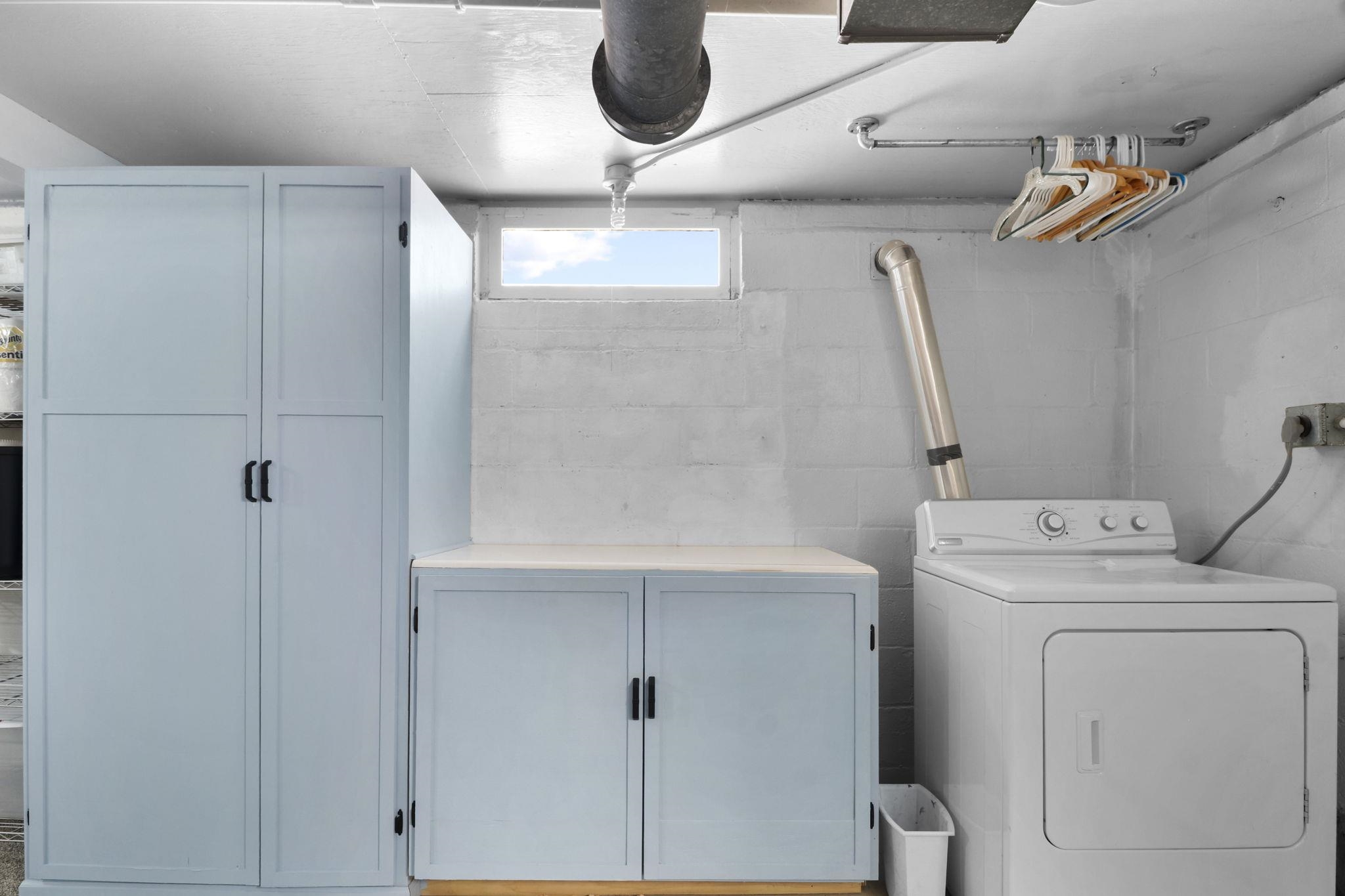 2513 Moland Street Madison, WI 53704 - Photo 25 of 37