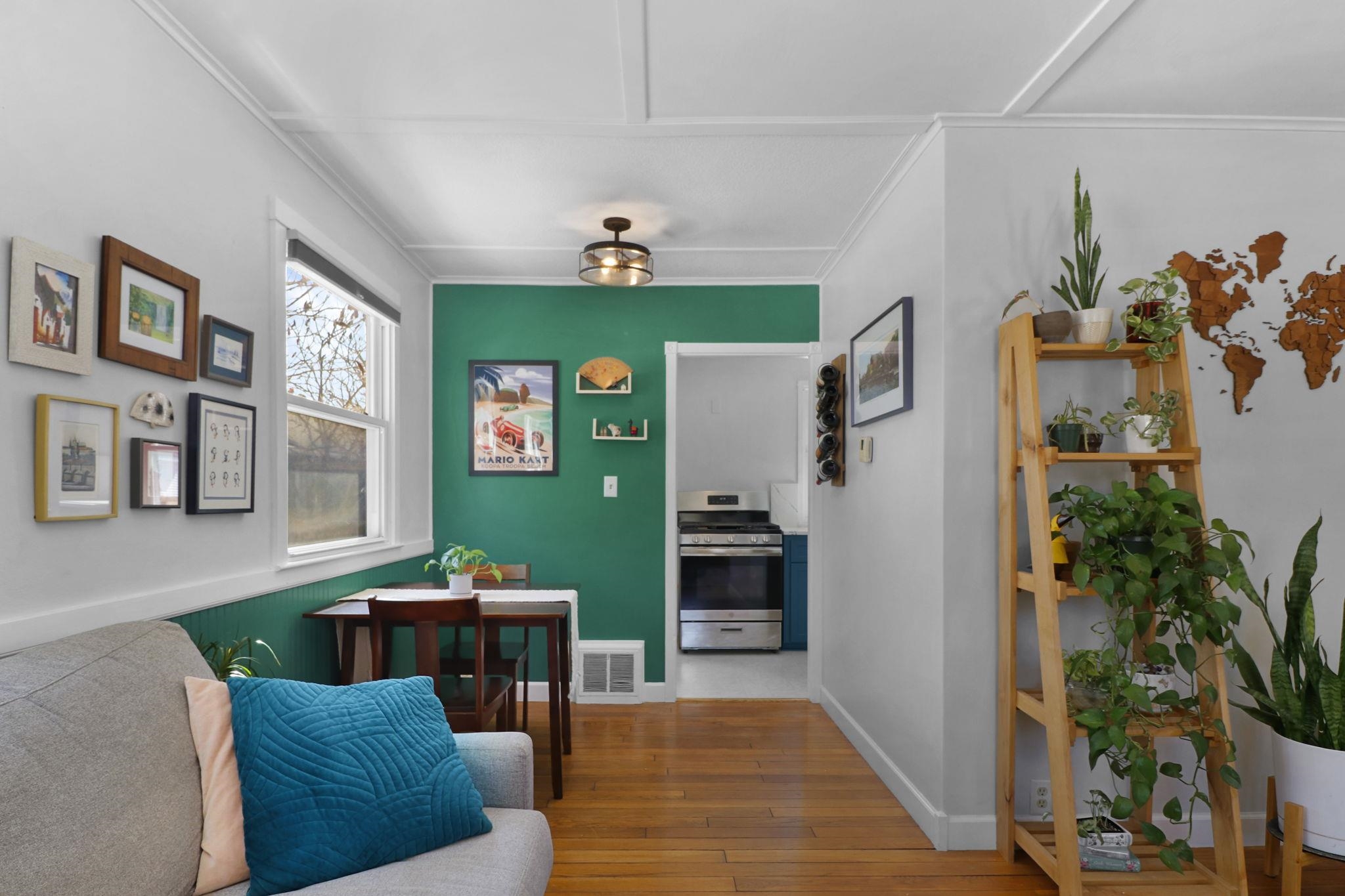 2513 Moland Street Madison, WI 53704 - Photo 8 of 37