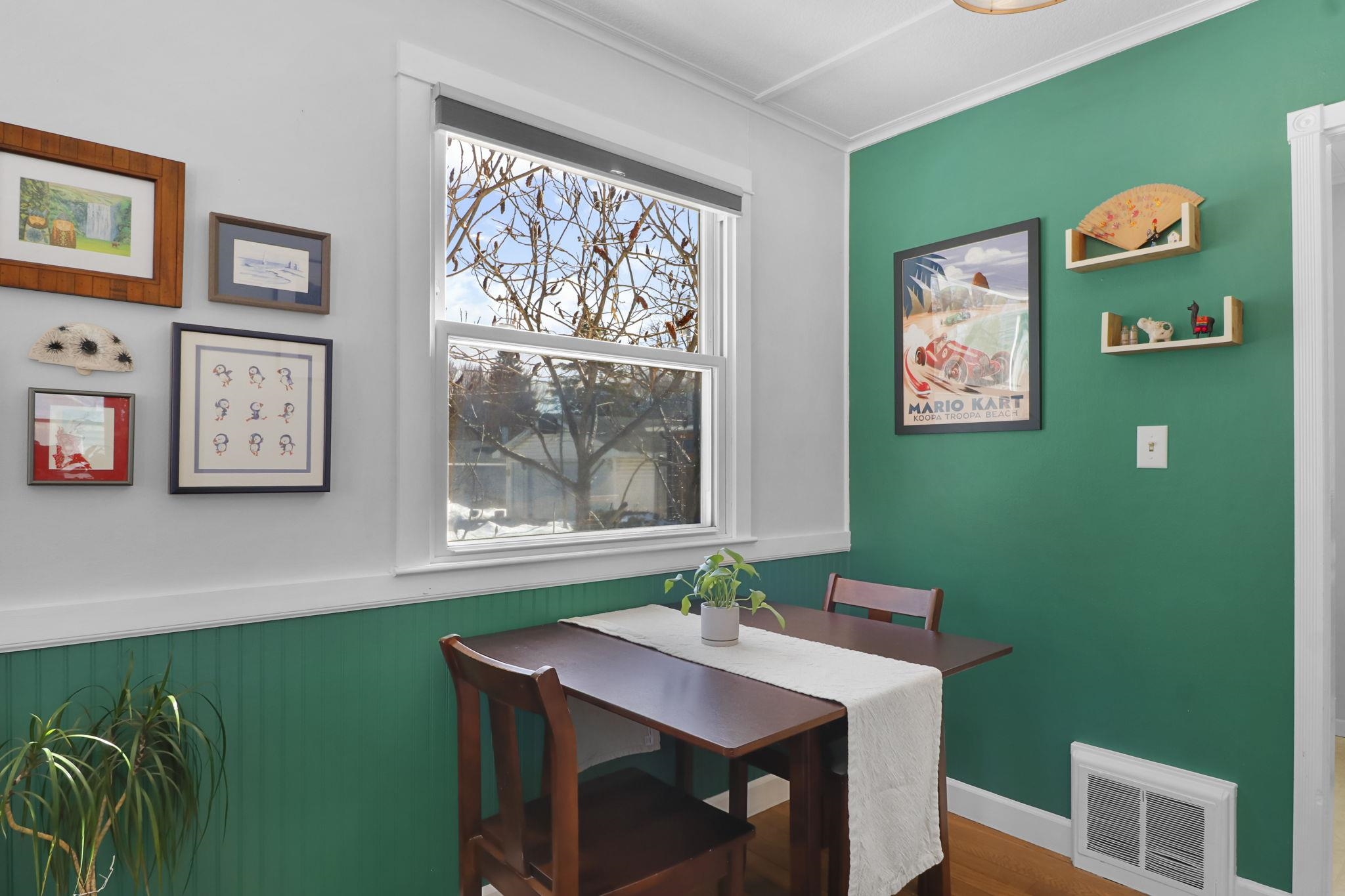 2513 Moland Street Madison, WI 53704 - Photo 10 of 37