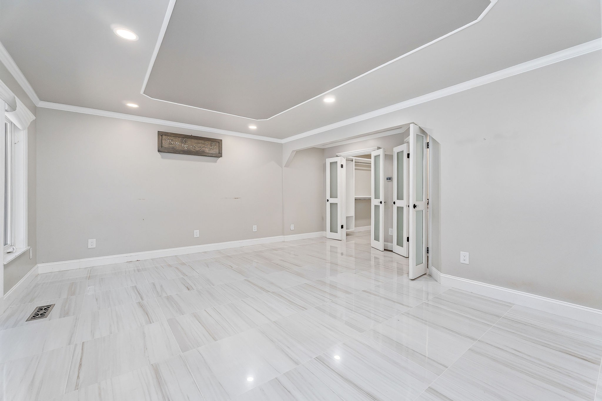 727 Timber Lane Cookeville, TN 38501 - Photo 16 of 68 wooden floor in an empty room with a window