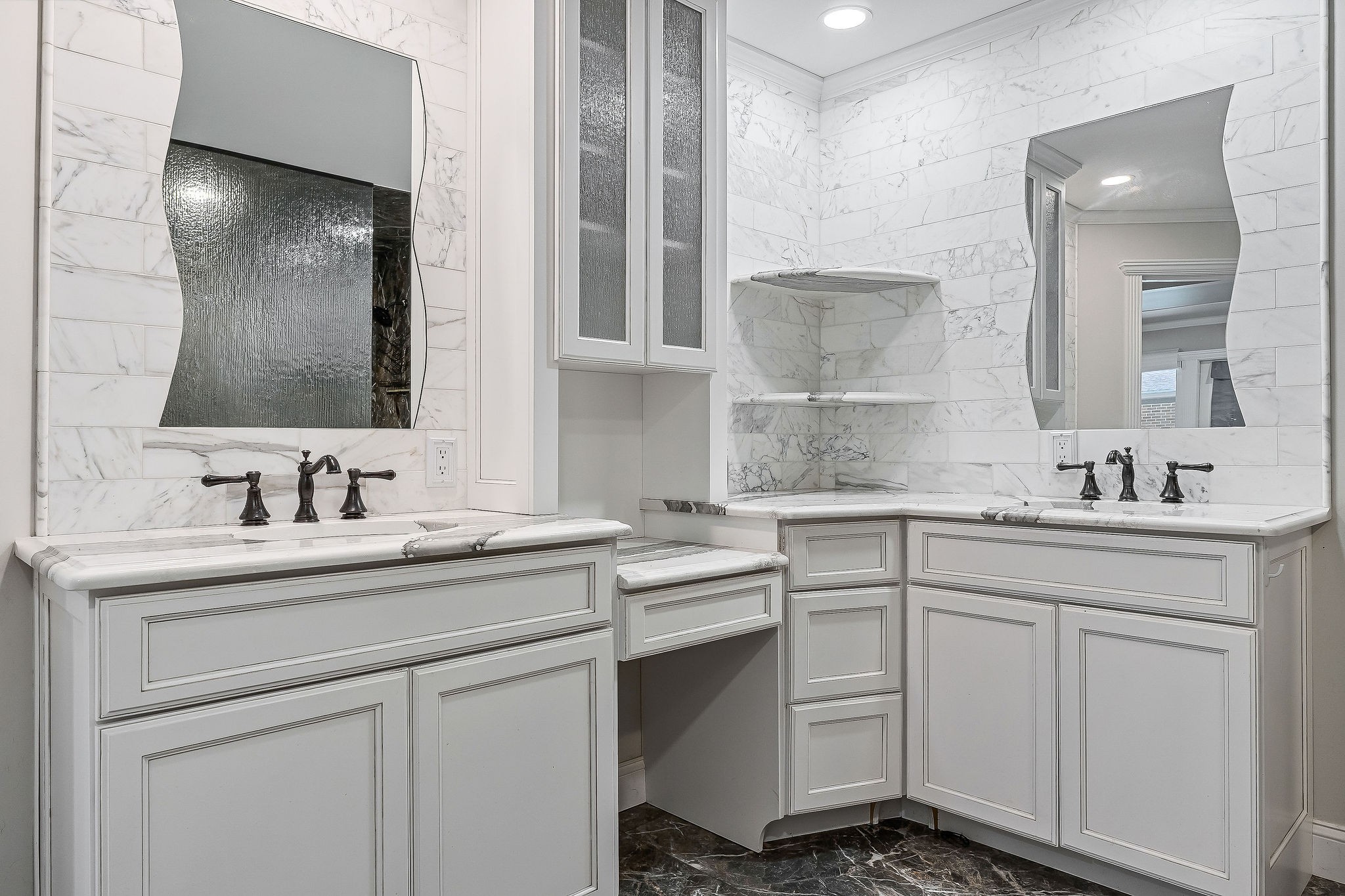 727 Timber Lane Cookeville, TN 38501 - Photo 22 of 68 a bathroom with a sink and a mirror