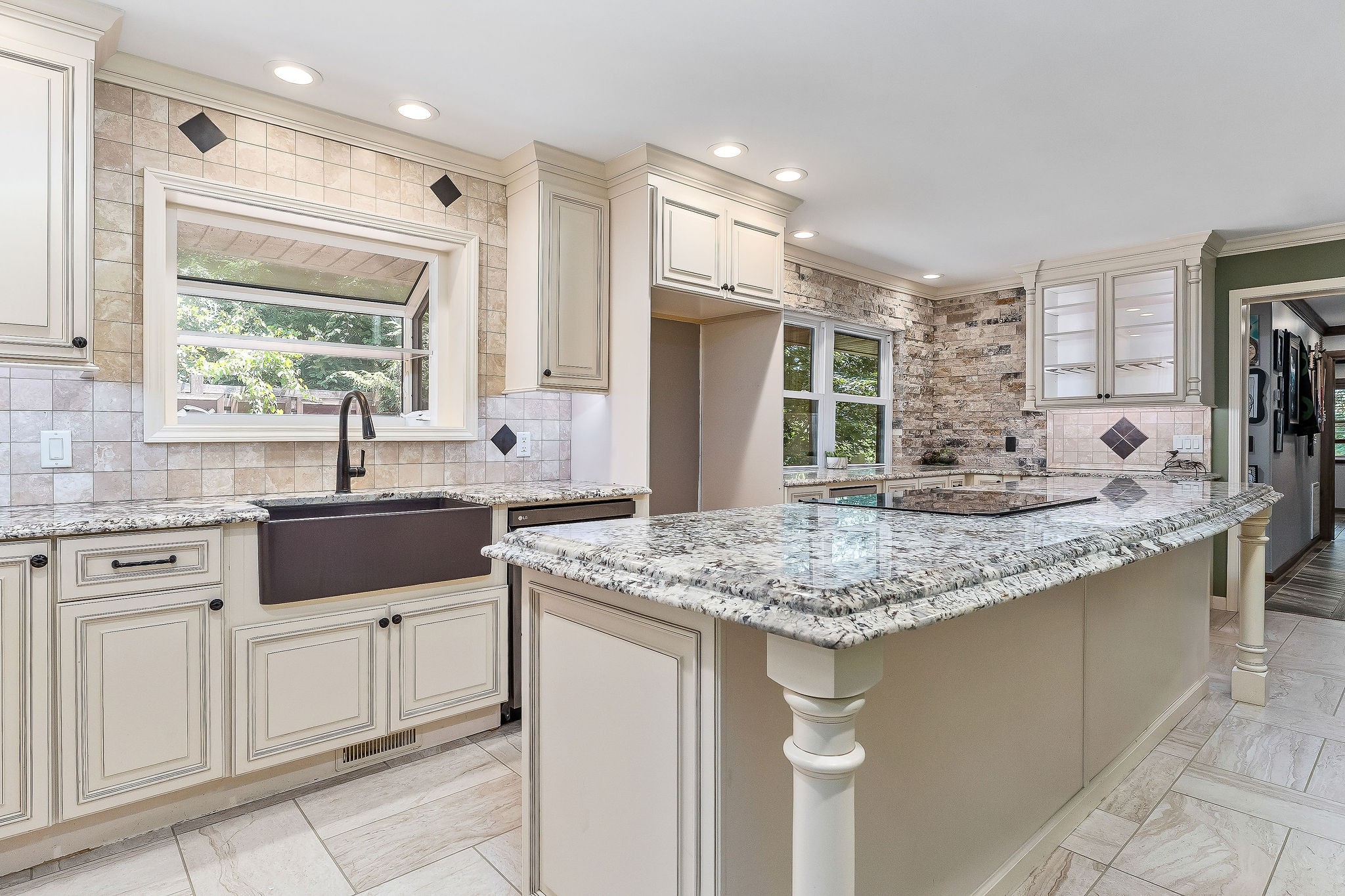 727 Timber Lane Cookeville, TN 38501 - Photo 33 of 68 a kitchen with stainless steel appliances granite countertop a sink stove and cabinets