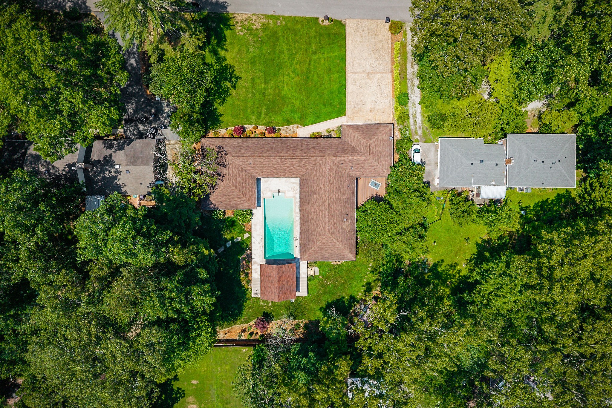 727 Timber Lane Cookeville, TN 38501 - Photo 61 of 68 an aerial view of a house with a yard and lake view