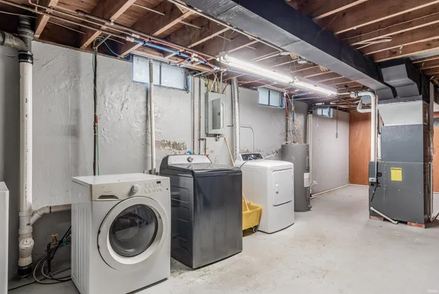 $199,900 | 2725 Schaper Drive, Fort Wayne, IN 46806