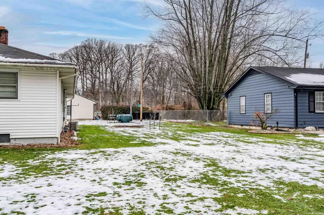 $199,900 | 2725 Schaper Drive, Fort Wayne, IN 46806