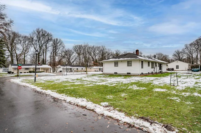 $199,900 | 2725 Schaper Drive, Fort Wayne, IN 46806