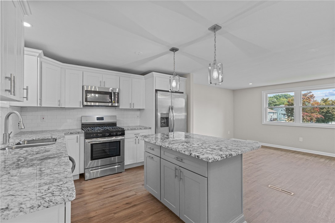 7 Curry Place Warwick, RI 02889 - Photo 14 of 34