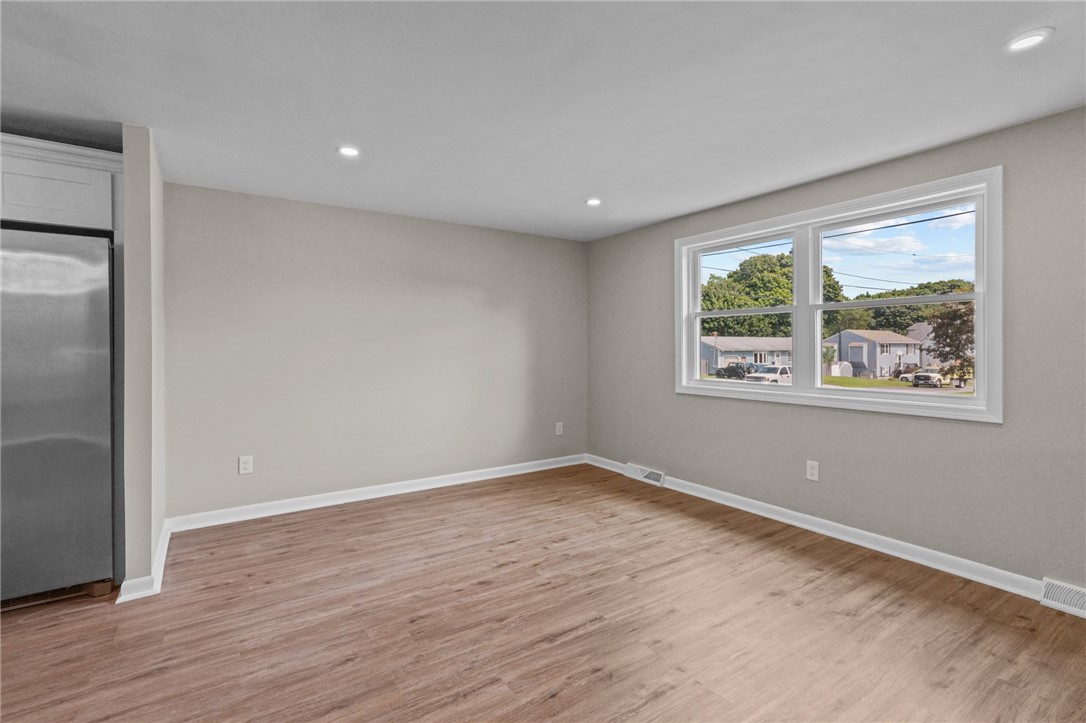 7 Curry Place Warwick, RI 02889 - Photo 18 of 34