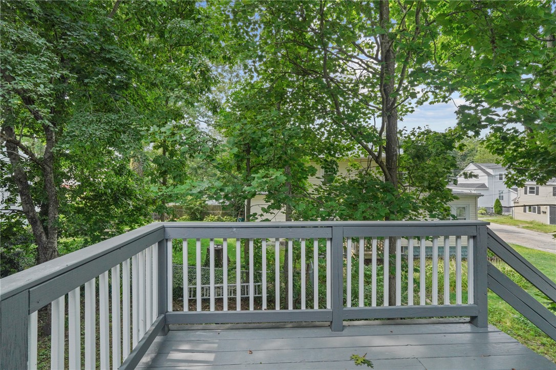 7 Curry Place Warwick, RI 02889 - Photo 26 of 34